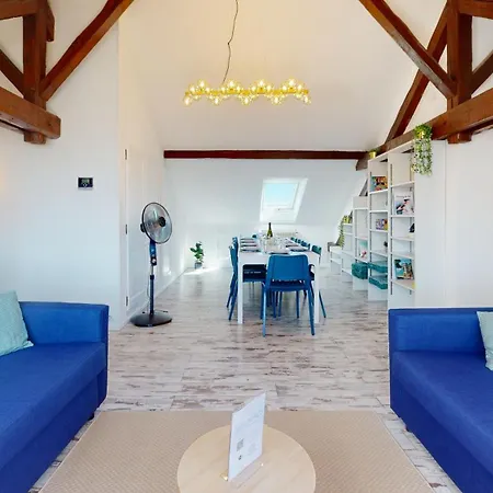 Apartment Le Cocon Colmarien - Proche Centre Et Gare - Stationnement Gratuit - 10 Personnes *