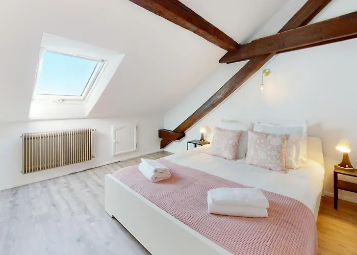 아파트 Le Cocon Colmarien - Proche Centre Et Gare - Stationnement Gratuit - 10 Personnes 콜마