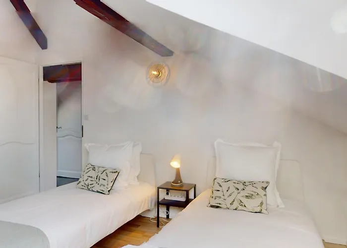 Le Cocon Colmarien - Proche Centre Et Gare - Stationnement Gratuit - 10 Personnes Апартаменты