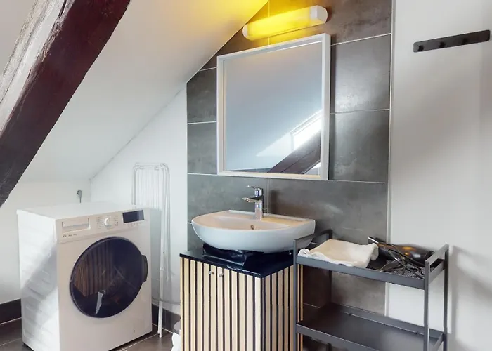 아파트 Le Cocon Colmarien - Proche Centre Et Gare - Stationnement Gratuit - 10 Personnes 콜마